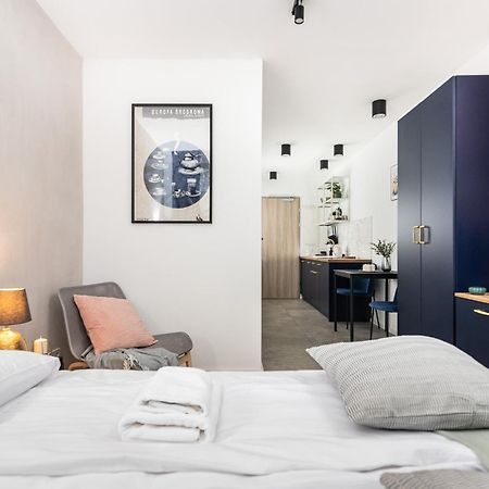 Apartamenty Na Debnikach - By Upstairs Krakow Bagian luar foto