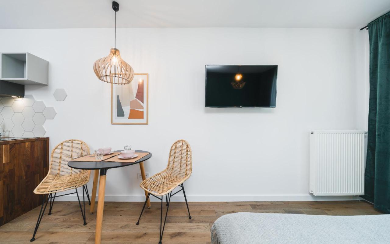 Apartamenty Na Debnikach - By Upstairs Krakow Bagian luar foto