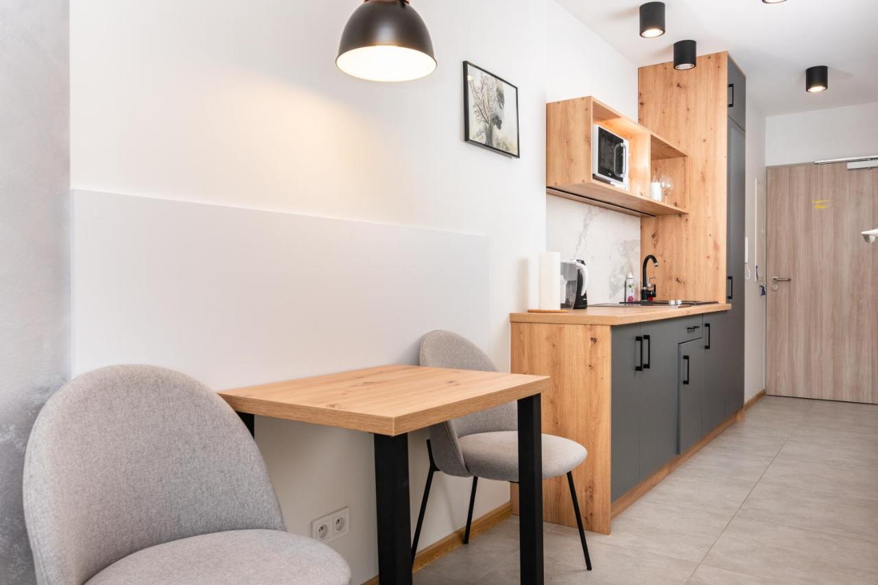 Apartamenty Na Debnikach - By Upstairs Krakow Bagian luar foto