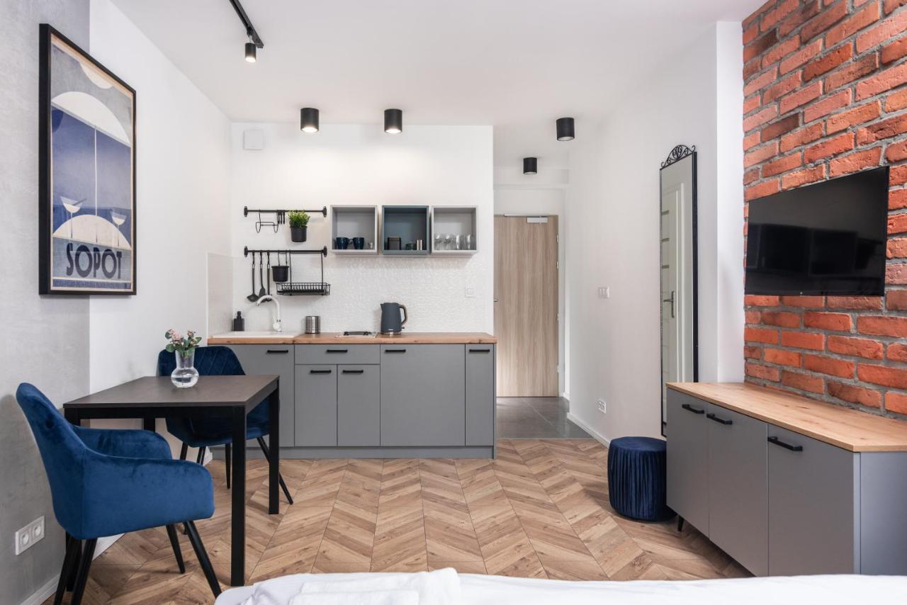 Apartamenty Na Debnikach - By Upstairs Krakow Bagian luar foto