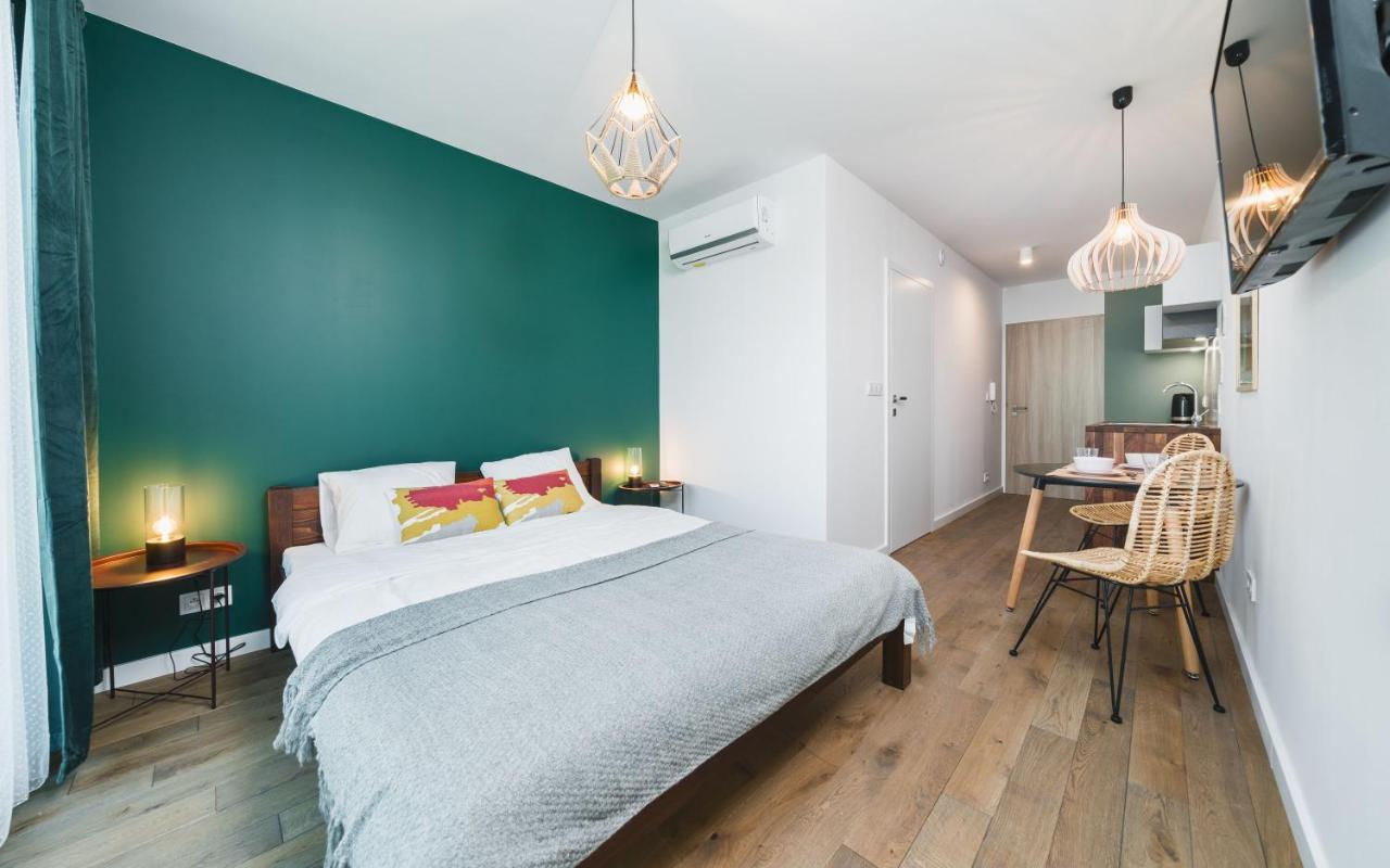 Apartamenty Na Debnikach - By Upstairs Krakow Bagian luar foto