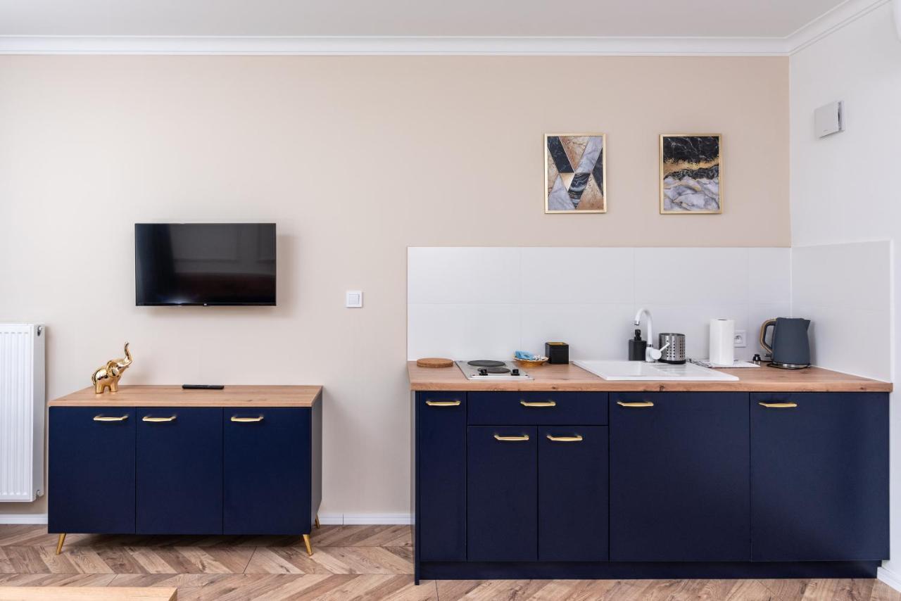 Apartamenty Na Debnikach - By Upstairs Krakow Bagian luar foto