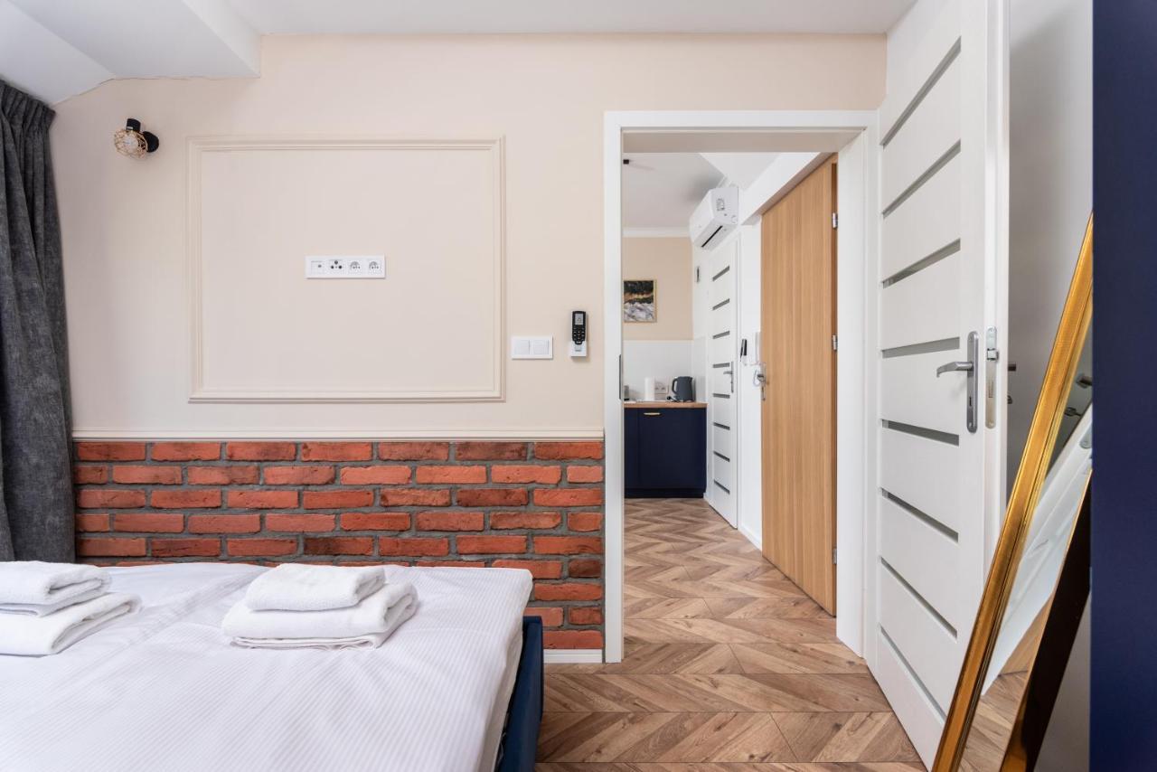Apartamenty Na Debnikach - By Upstairs Krakow Bagian luar foto