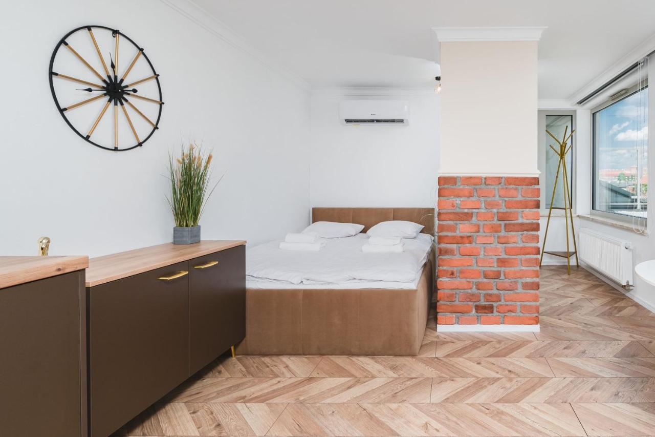 Apartamenty Na Debnikach - By Upstairs Krakow Bagian luar foto