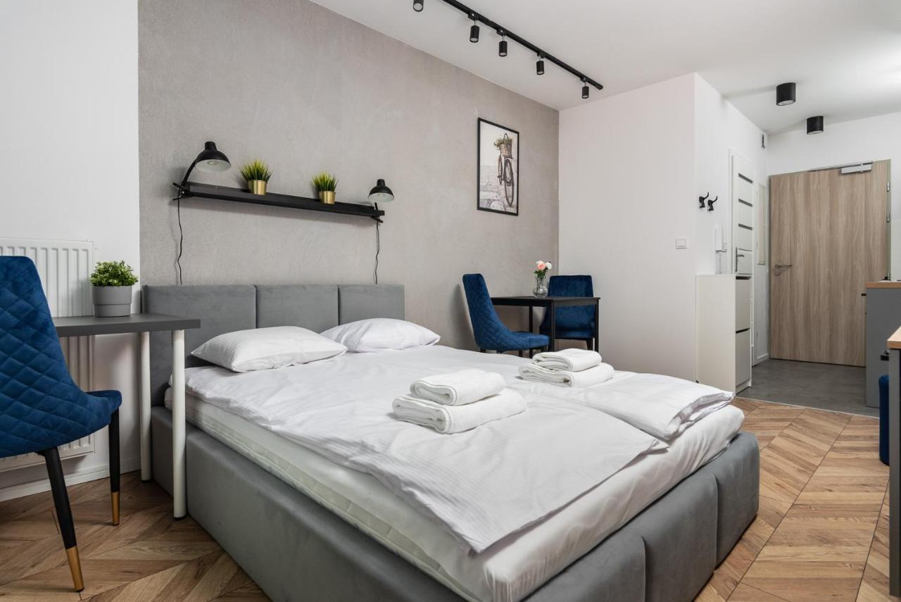 Apartamenty Na Debnikach - By Upstairs Krakow Bagian luar foto